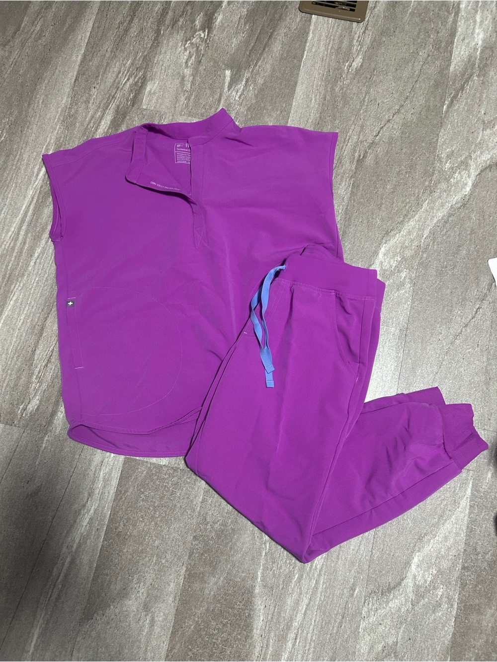 Figs Ultraberry XS Rafaela Top and Small Petite Joggers